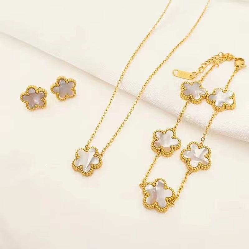 3 Pieces of Stainless Steel Plum Blossom Plant Five Leaf Necklace, Bracelet, Earrings, Women'S Jewelry Set